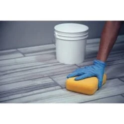 Custom Building Products Aqua Mix 1 Qt Nano Scrub Cleaner -Best Flooring Store 280152 DetailedProductView3 Lg