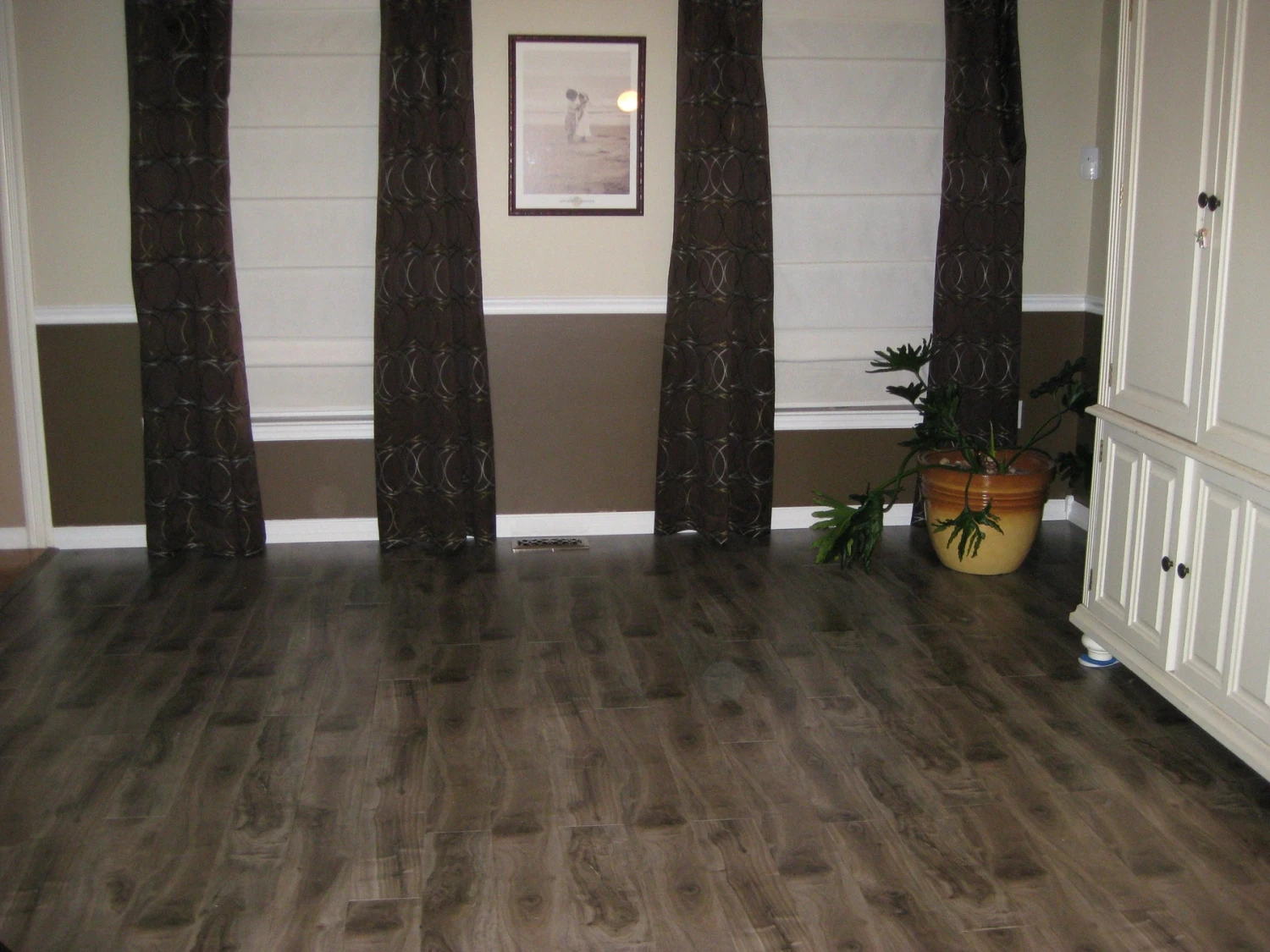 BuildDirect West Betawi Grey 12mm 48" X 5.75" Laminate Flooring (18.96sq. Ft. Per Box) 7 BuildDirect West Betawi Grey 12mm 48" X 5.75" Laminate Flooring (18.96sq. Ft. Per Box) - Image 7